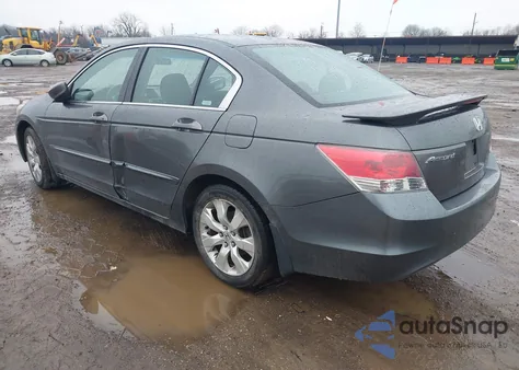 2008 Honda Accord 2.4 Ex from USA, damaged, VIN 1HGCP26738A010165